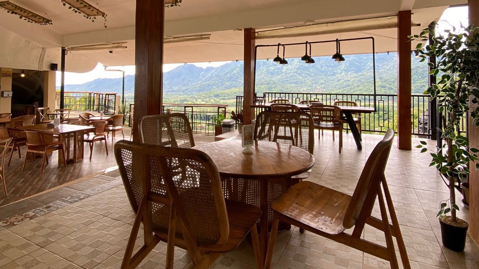 mencicipi-kehangatan-kuliner-magelang-liburan-keluarga