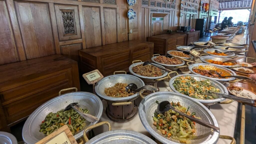 tempat makan tradisional