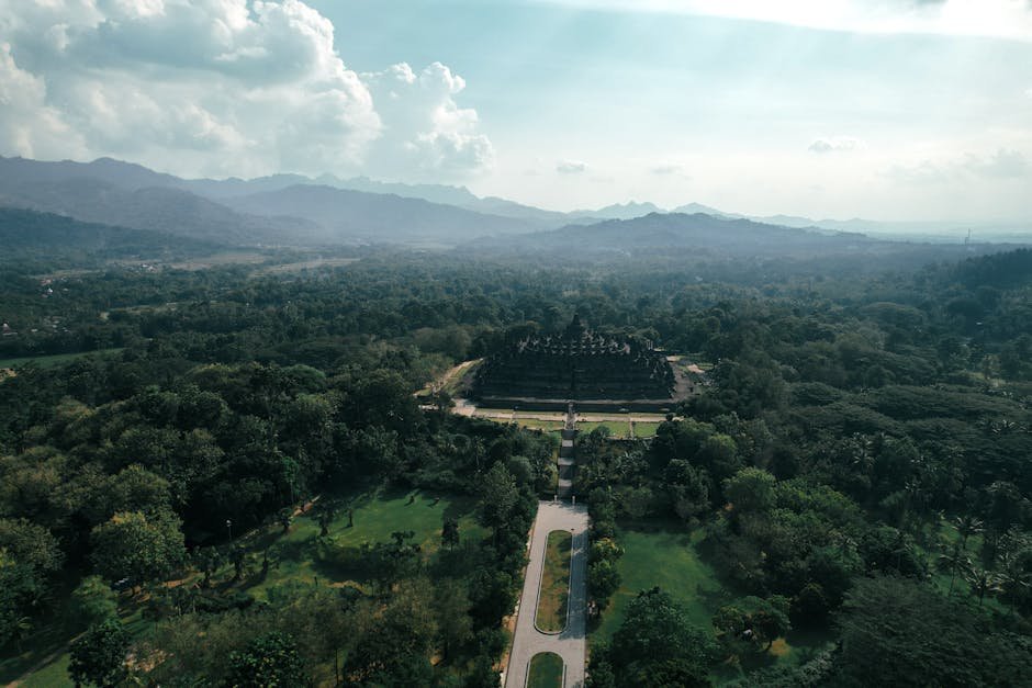 vw safari borobudur - manaya.id - luxury-travel